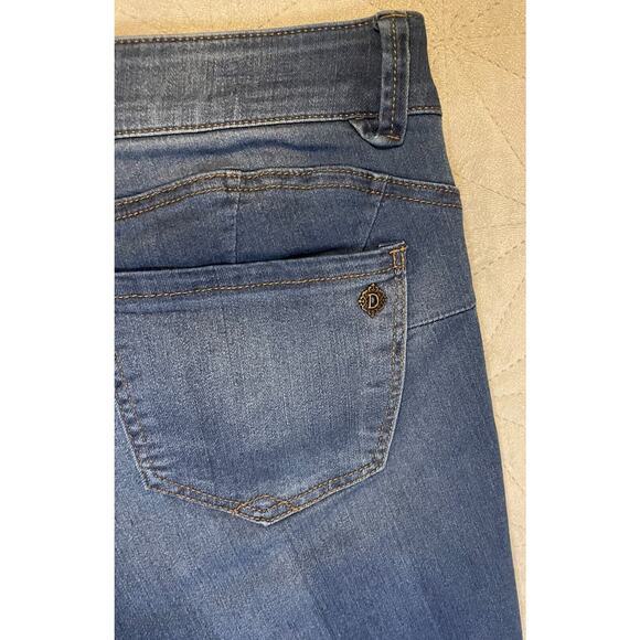 Democracy Jeans, Women's, Size 12, Blue, "Ab"solution, Stretch, Mid-Rise, Skinny - Picture 4 of 5